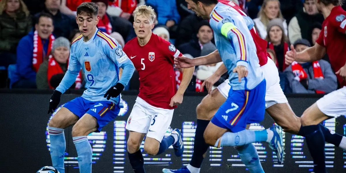 A los 19 minutos fue anulado un gol a favor de España.