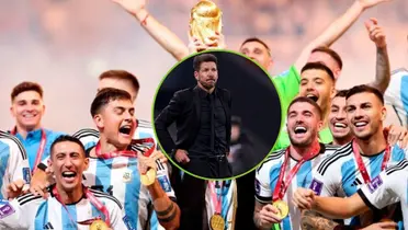 Argentina levantando la copa en Qatar y Simeone DT del Atlético de Madrid.