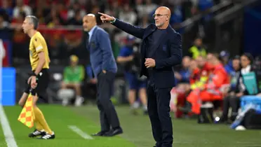 De La Fuente en el banquillo de España.