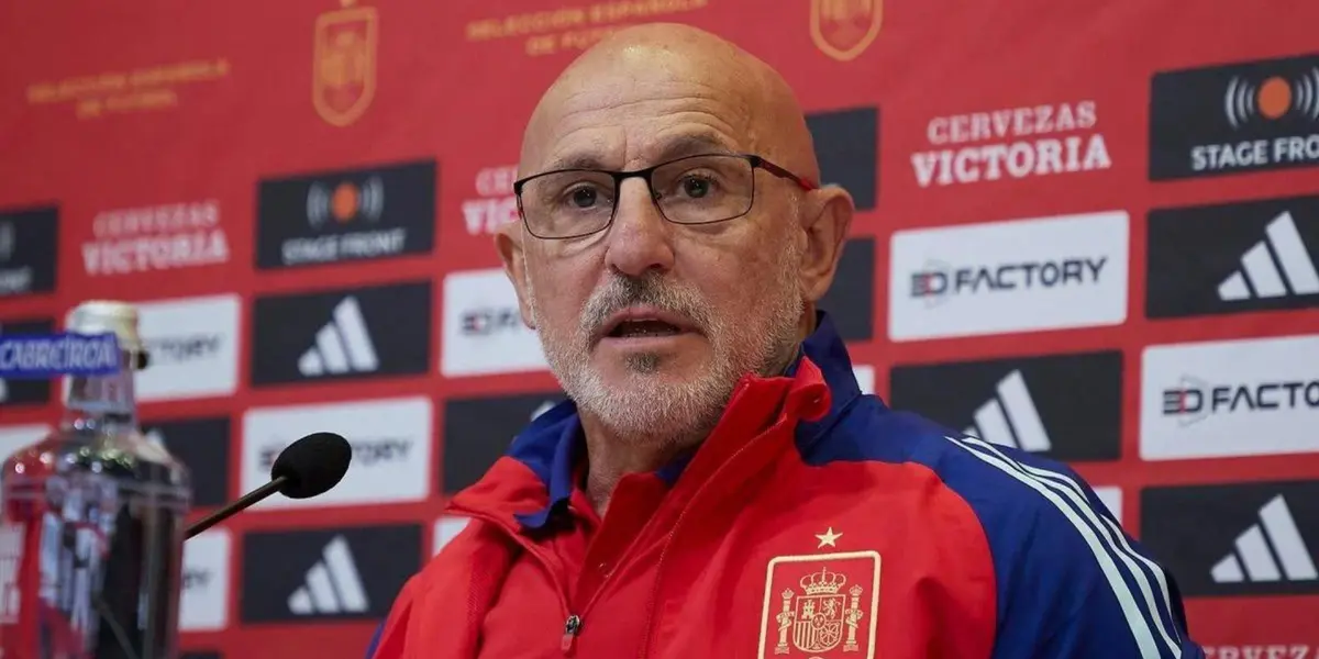 De La Fuente en rueda de prensa.