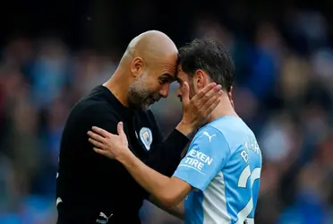 El portugués renovaría con Manchester City y no vestirá la camiseta del Barcelona, el equipo inglés no tiene intenciones de que el conjunto blaugrana se lo lleve.