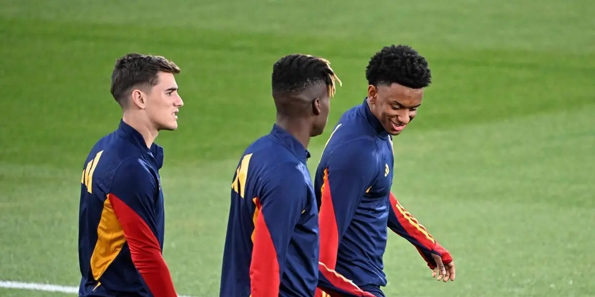 Gavi se retiró tempranamente del último entrenamiento de la selección española.