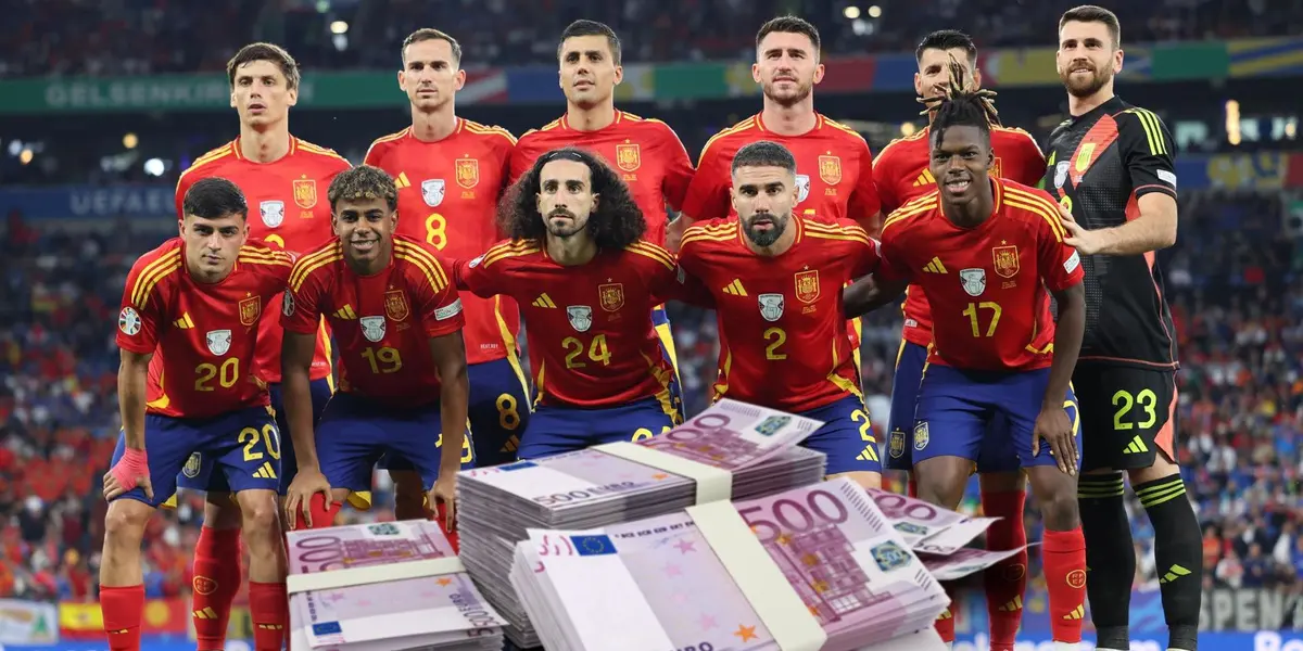 La alineación de España ante Italia. (Foto: EFE)