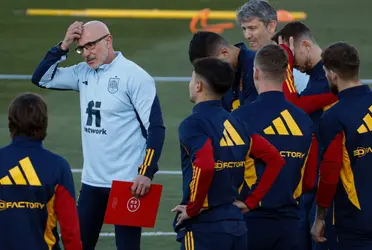 La roja se prepara para los últimos dos partidos de la clasificación a la Eurocopa.