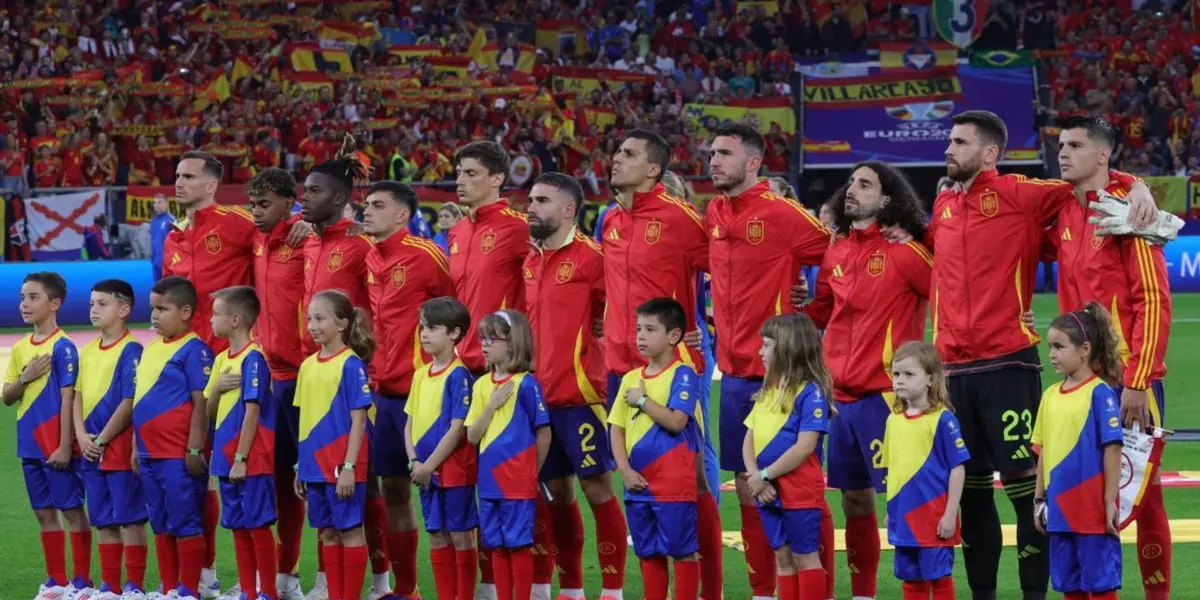 Los 11 de España que estuvieron ante Italia. (Foto: EFE)