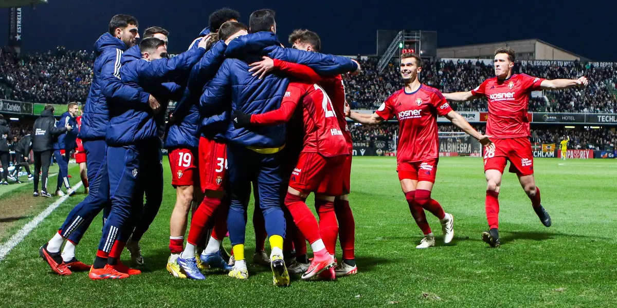 Los jugadores de Osasuna celebran un gol en un partido de Copa esta temporada