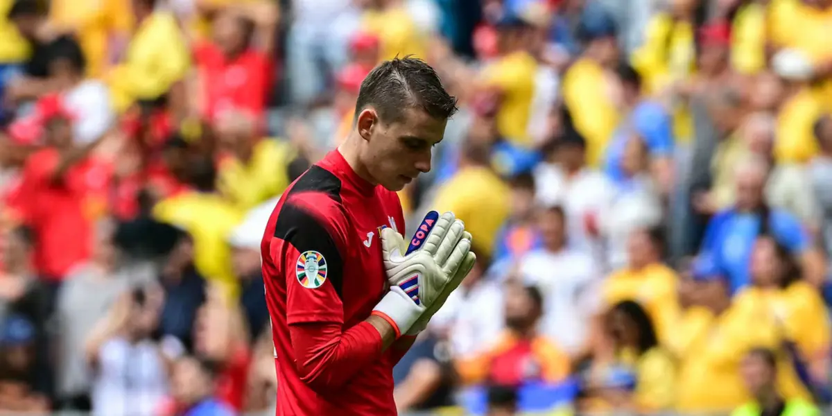 Lunin en la Euro con Ucrania.