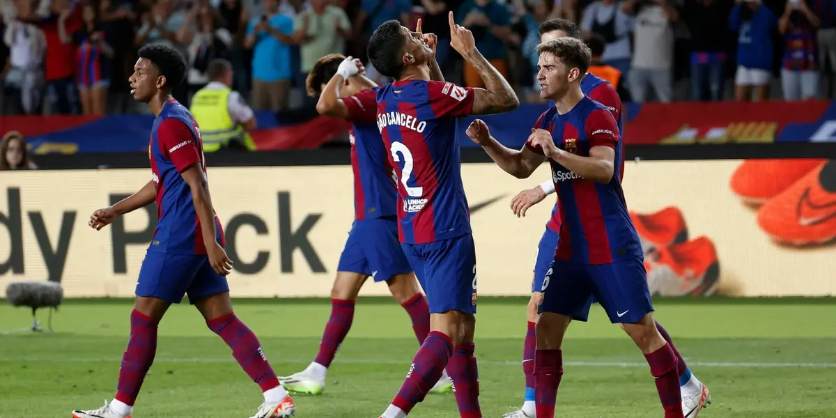 Marc Guiu anotó el 1 a 0 a menos de 10 minutos para que termine el partido.