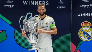 Nacho levantando la última Champions. (Foto: Real Madrid)