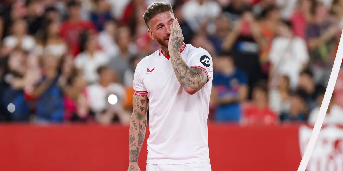 Sergio Ramos llorando en su presentación en Sevilla.