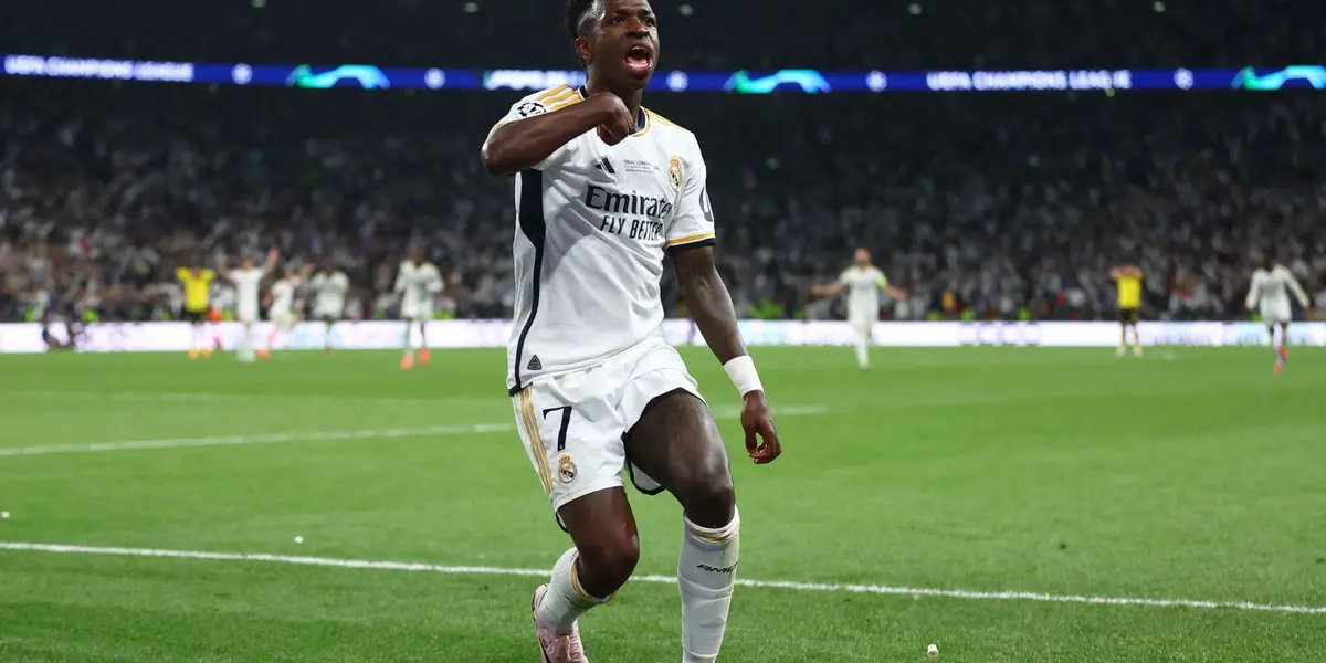 Vinicius con la camiseta del Real Madrid, con la que puso el 2-0 final.