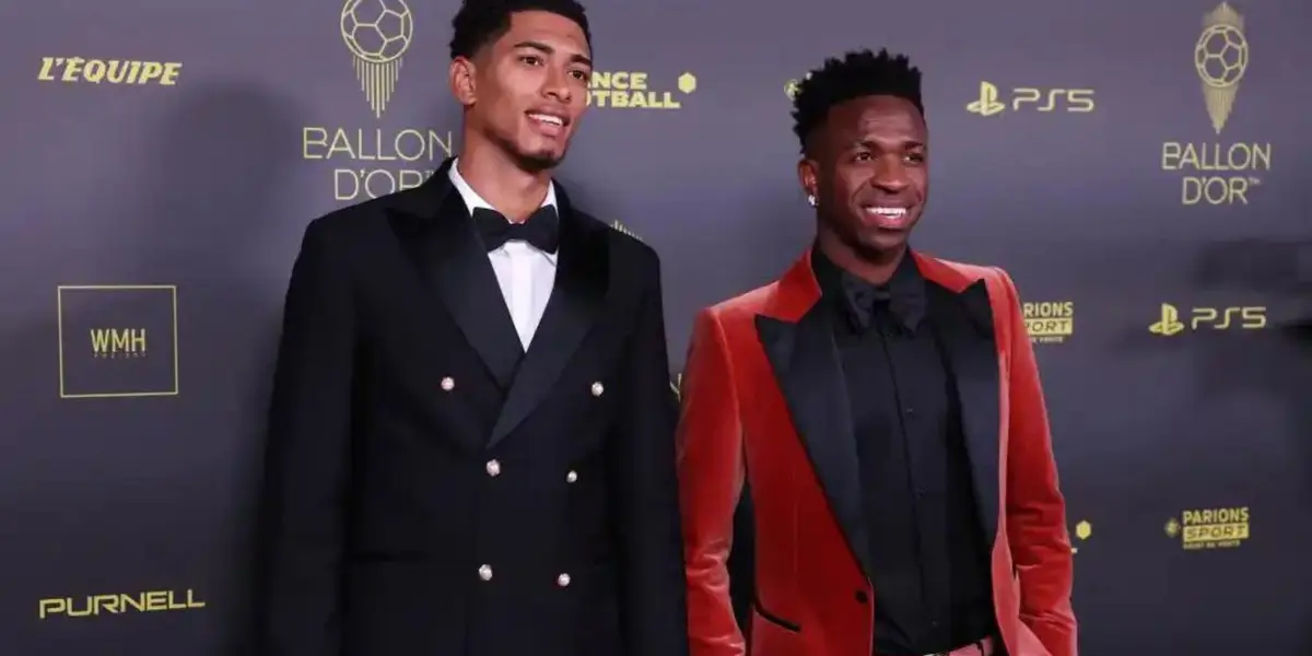 Vinicius junto a Bellingham en la ceremonia del Balón de Oro.